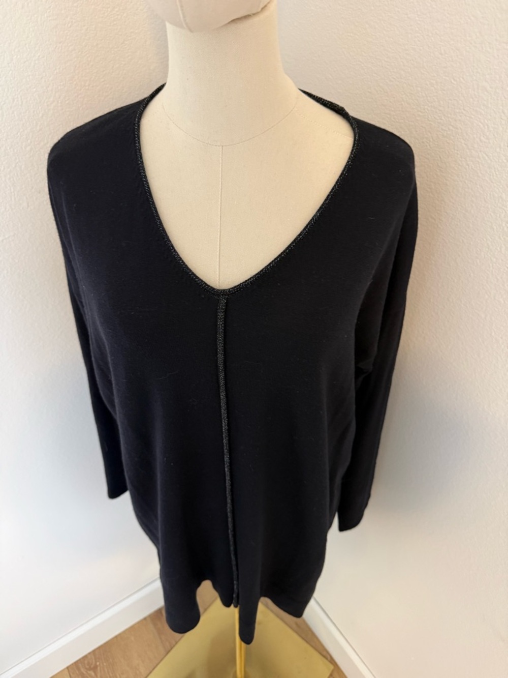 Eileen Fisher Navy Blue V-Neck Merino Wool Tunic Sweater - Size Small